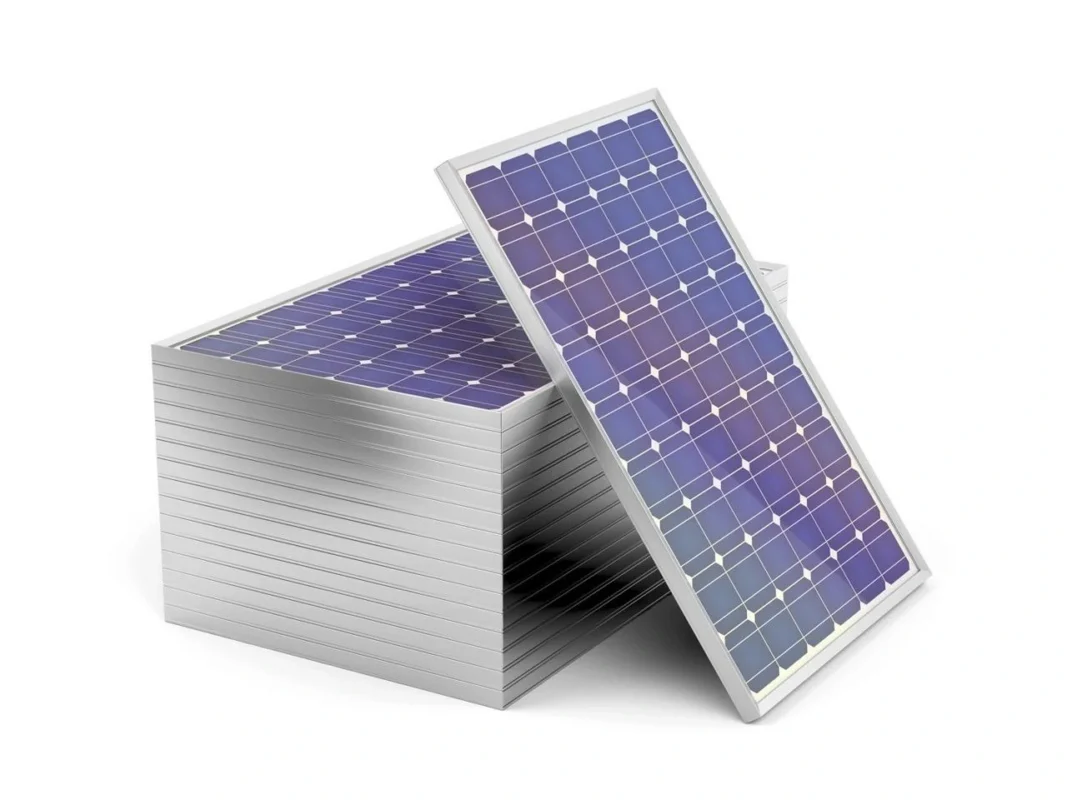 Moduli fotovoltaici di alta efficienza, progettati per alimentare sistemi di accumulo da 20kWh in installazioni domestiche e industriali.