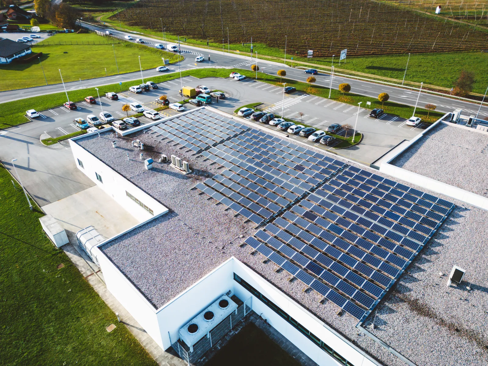 accumulo fotovoltaico per supermercati