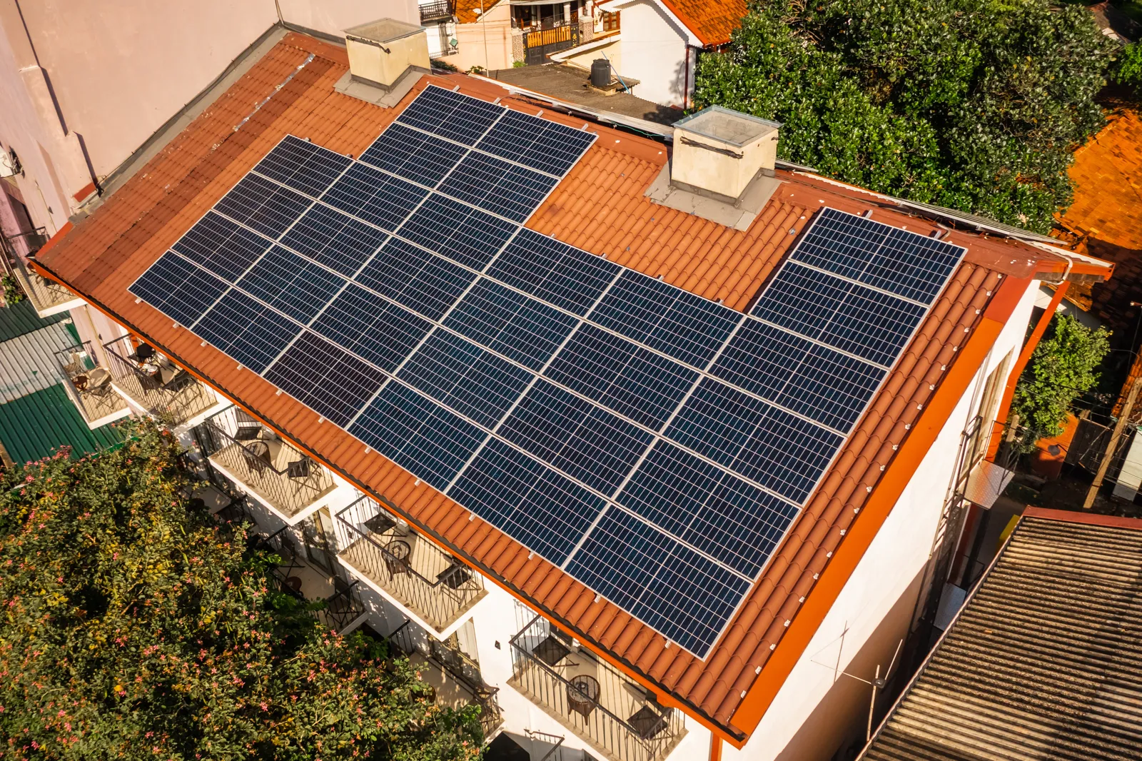 inverter stringa per grandi impianti commerciali