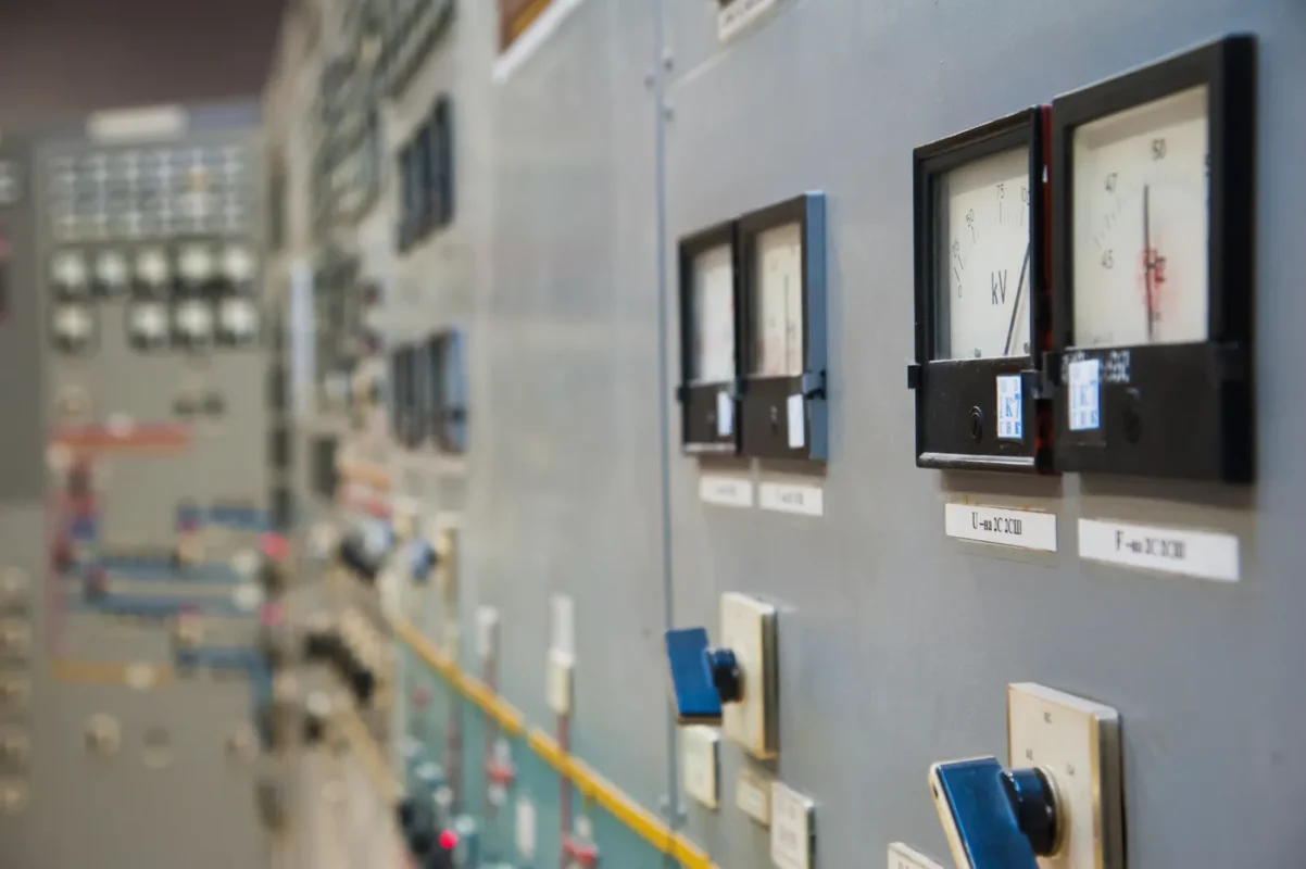 Electrical control panels monitor grid-forming inverter technology performance.