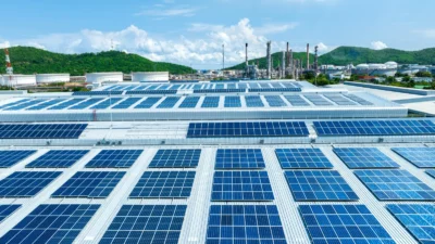 hybrid inverter vs microinverter b2b